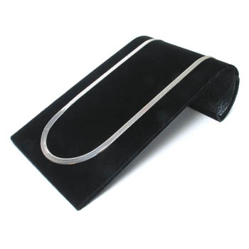 Display Stand Ramp for Bracelet